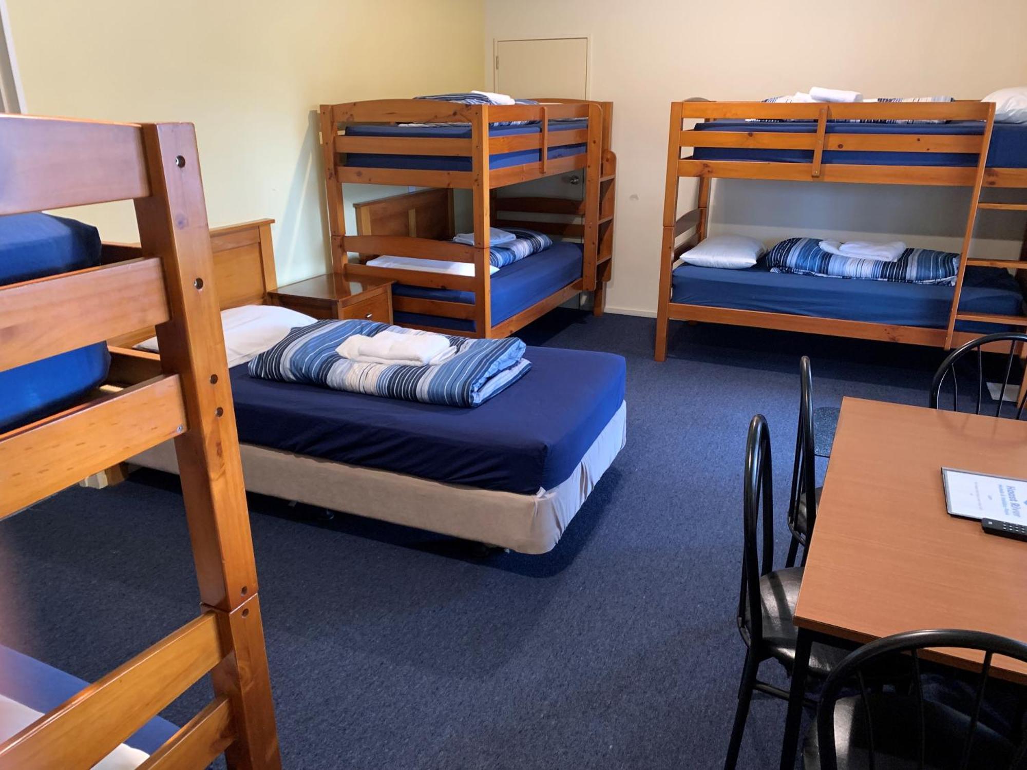 Haast River Motels & Holiday Park Экстерьер фото