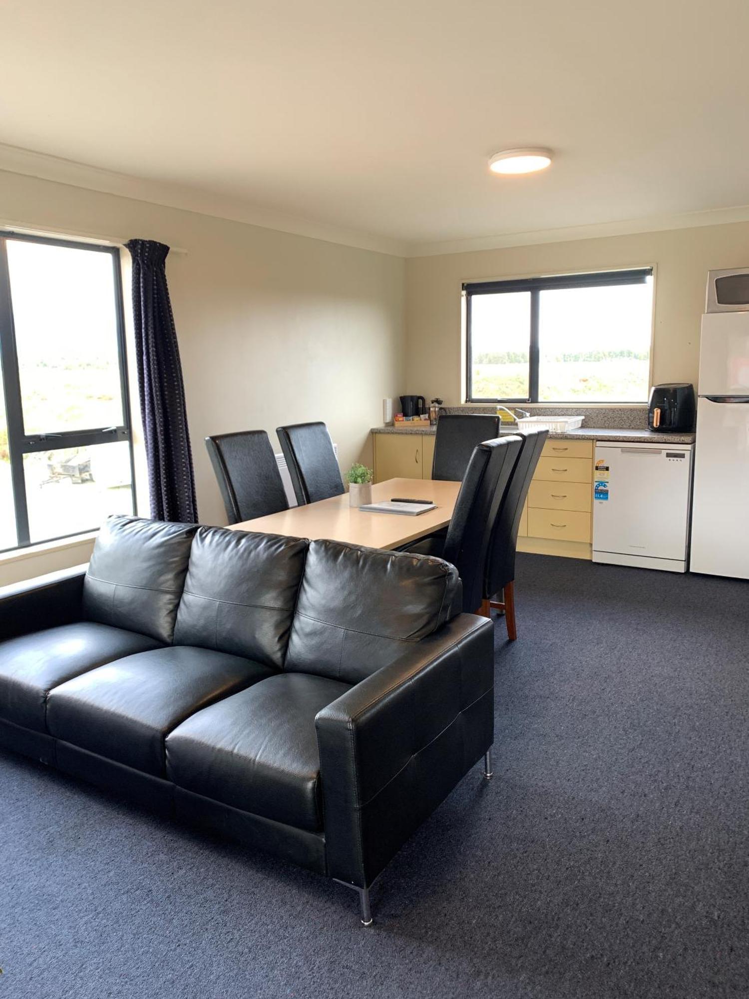 Haast River Motels & Holiday Park Экстерьер фото